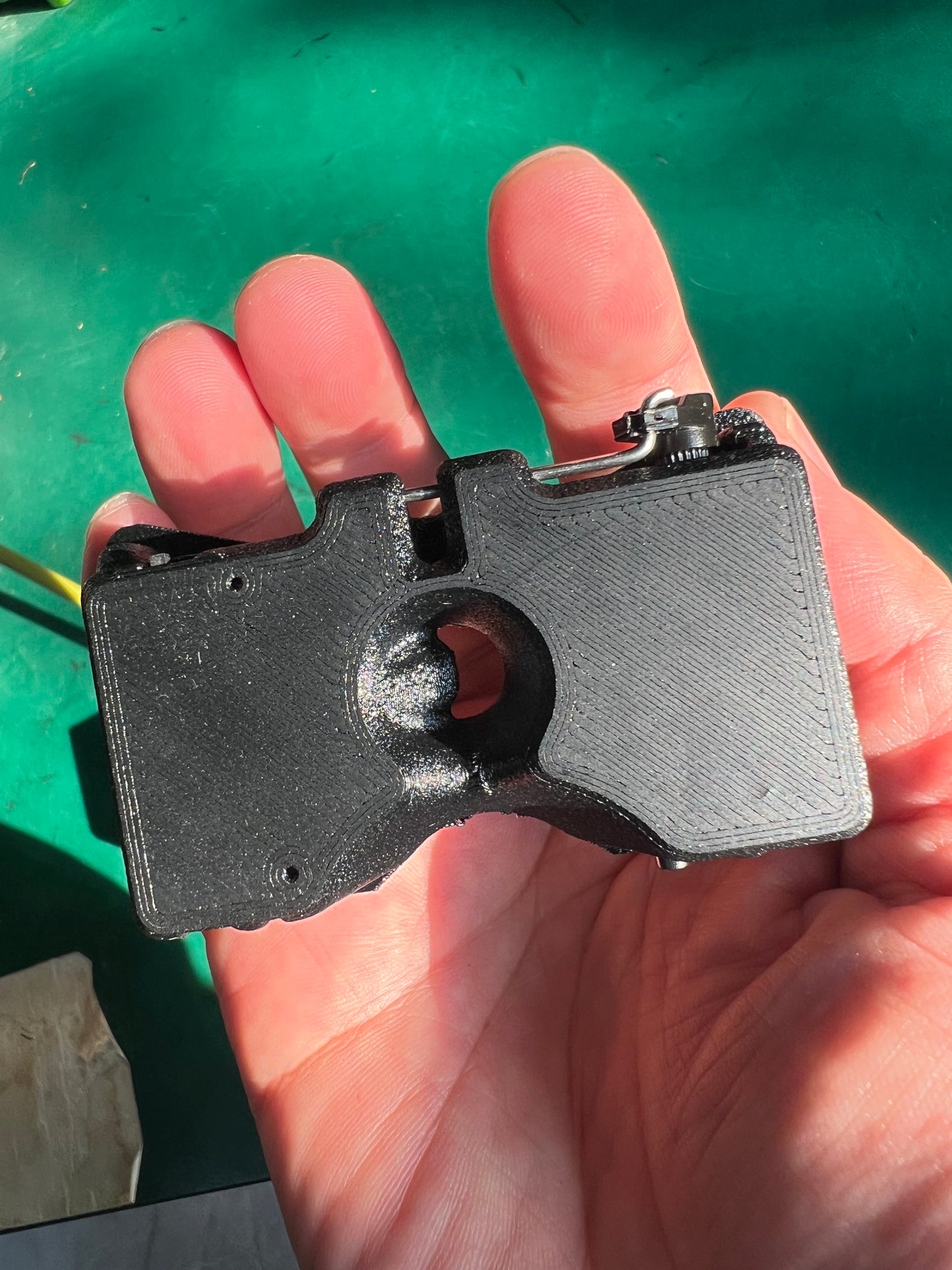 Drop mechanism for DJI M4T